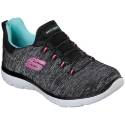 SKECHERS Women's Summits Quick Getaway Sneaker