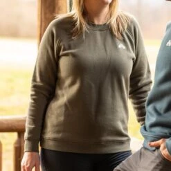 EMS Women's Crew Neck Graphic Sweatshirt -Fierce Femme 2070797 302 alt3