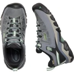 KEEN Women's Targhee III Waterproof Hiking Shoe -Fierce Femme 2077732 314 alt3