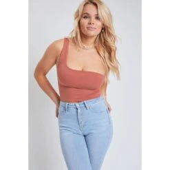 YMI Juniors' Vintage Dream High-Rise Ankle Jean W/ Unfinished Hem -Fierce Femme 2078154 406 alt3