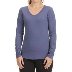 RBX Women's Double Peached V-Neck, 2 Piece -Fierce Femme 2078219 403 alt2