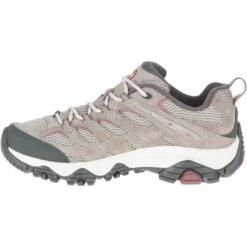 MERRELL Women's Moab 3 Hiking Shoes, Wide -Fierce Femme 2078871 204 alt2
