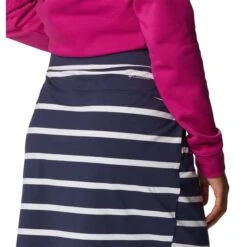 COLUMBIA Women's Sun Trek Skirt -Fierce Femme 2079362 402 alt4