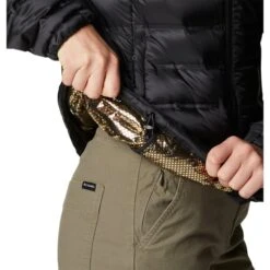 COLUMBIA Women's Pebble Peak Down Hooded Jacket 17 COLUMBIA Women's Pebble Peak Down Hooded Jacket -Fierce Femme 2082015 001 alt6