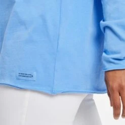 LIFE IS GOOD Women's Positive Sun Long-Sleeve Crusher Lite Hooded Tee -Fierce Femme 2082667 405 alt2