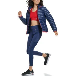 TOMMY HILFIGER Women's Lightweight Hooded Packable Puffer Jacket -Fierce Femme 2083079 402 alt4