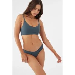 O'NEILL Juniors' Saltwater Solids Swim Top -Fierce Femme 2085060 003 alt6