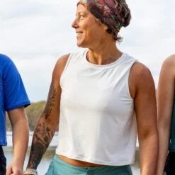 EMS Women's Essence Peak Boxy Cropped Tank -Fierce Femme 2085520 101 alt2