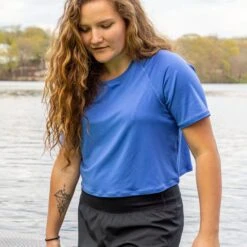 EMS Women's Essence Peak Boxy Cropped Short-Sleeve Tee -Fierce Femme 2085522 403 alt3