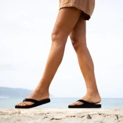 REEF Women's Cushion Breeze Sandals -Fierce Femme 2085727 001 alt5