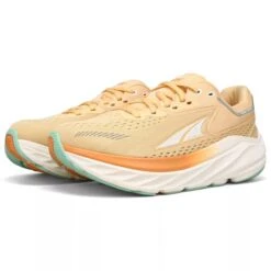 ALTRA Women's VIA Olympus Running Shoes -Fierce Femme 2087075 601 alt2