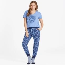 LIFE IS GOOD Women's Hummingbirds Mirror Snuggle Up Relaxed Sleep Vee -Fierce Femme 2087638 405 alt3